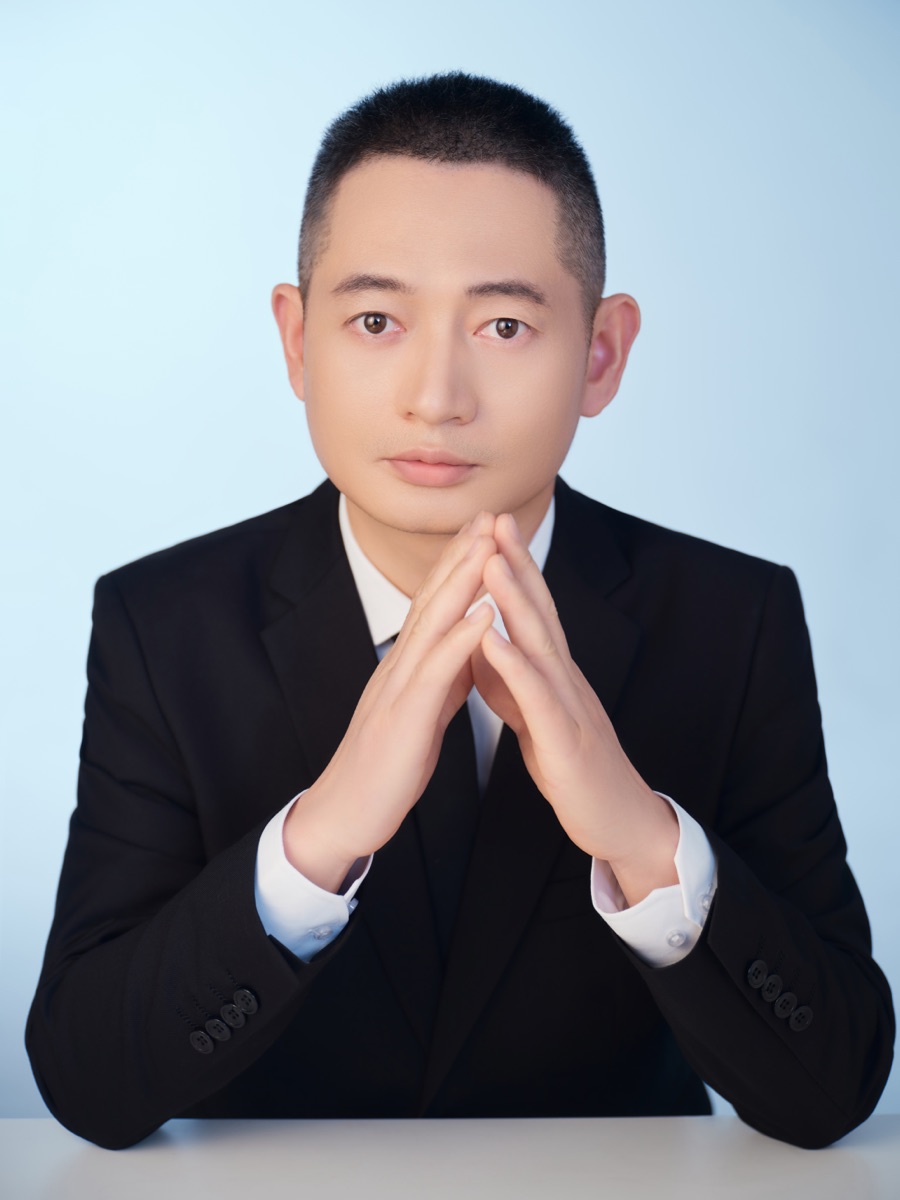 铁人形象照